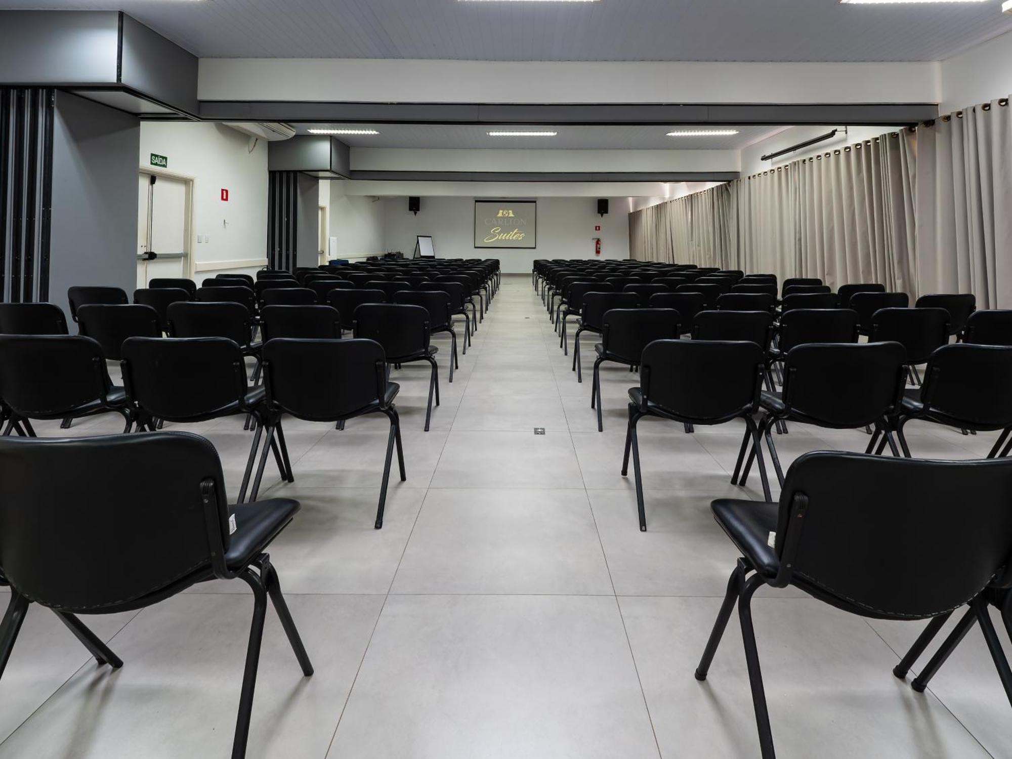 Carlton Suites Limeira Exterior photo