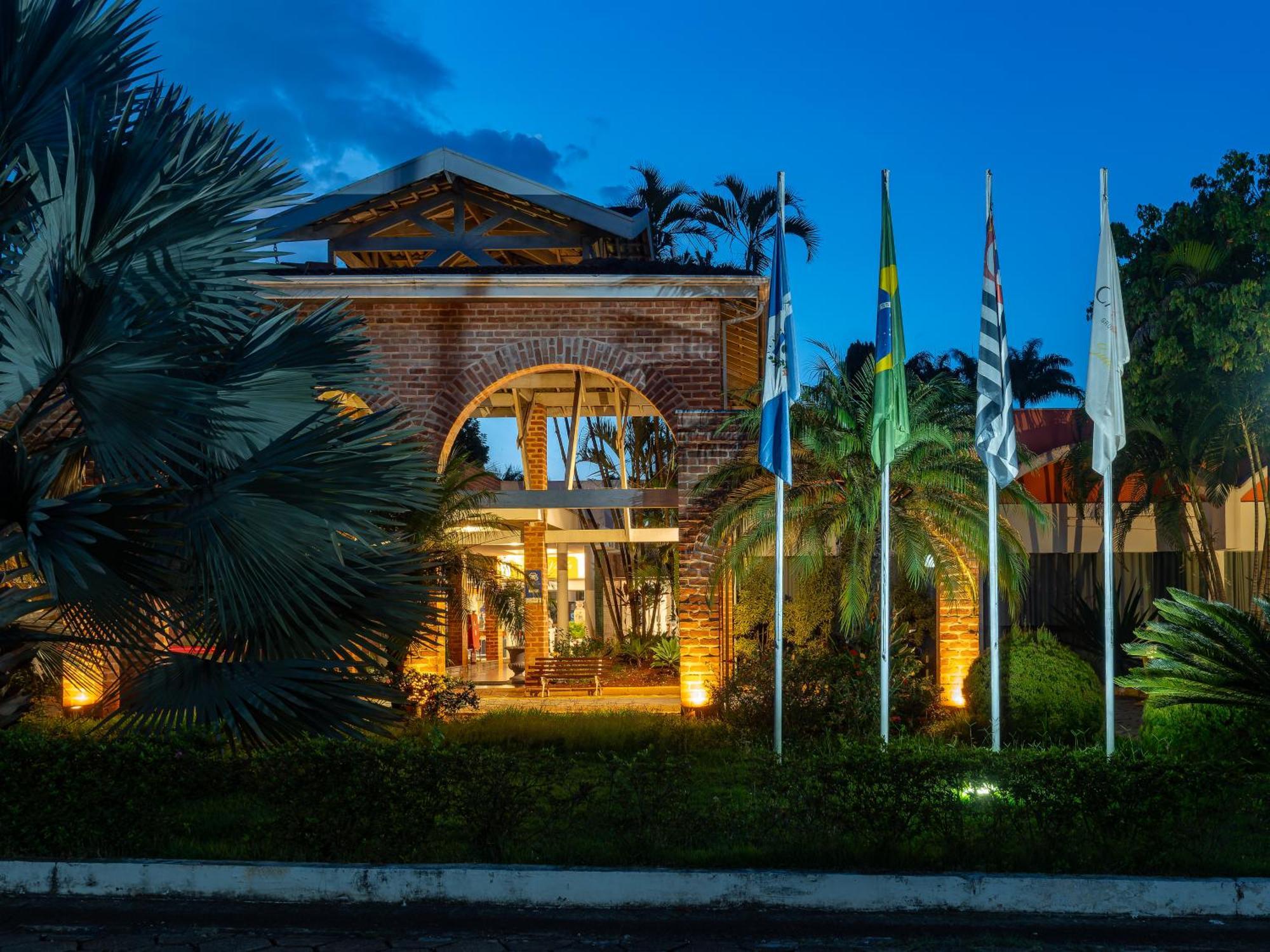 Carlton Suites Limeira Exterior photo