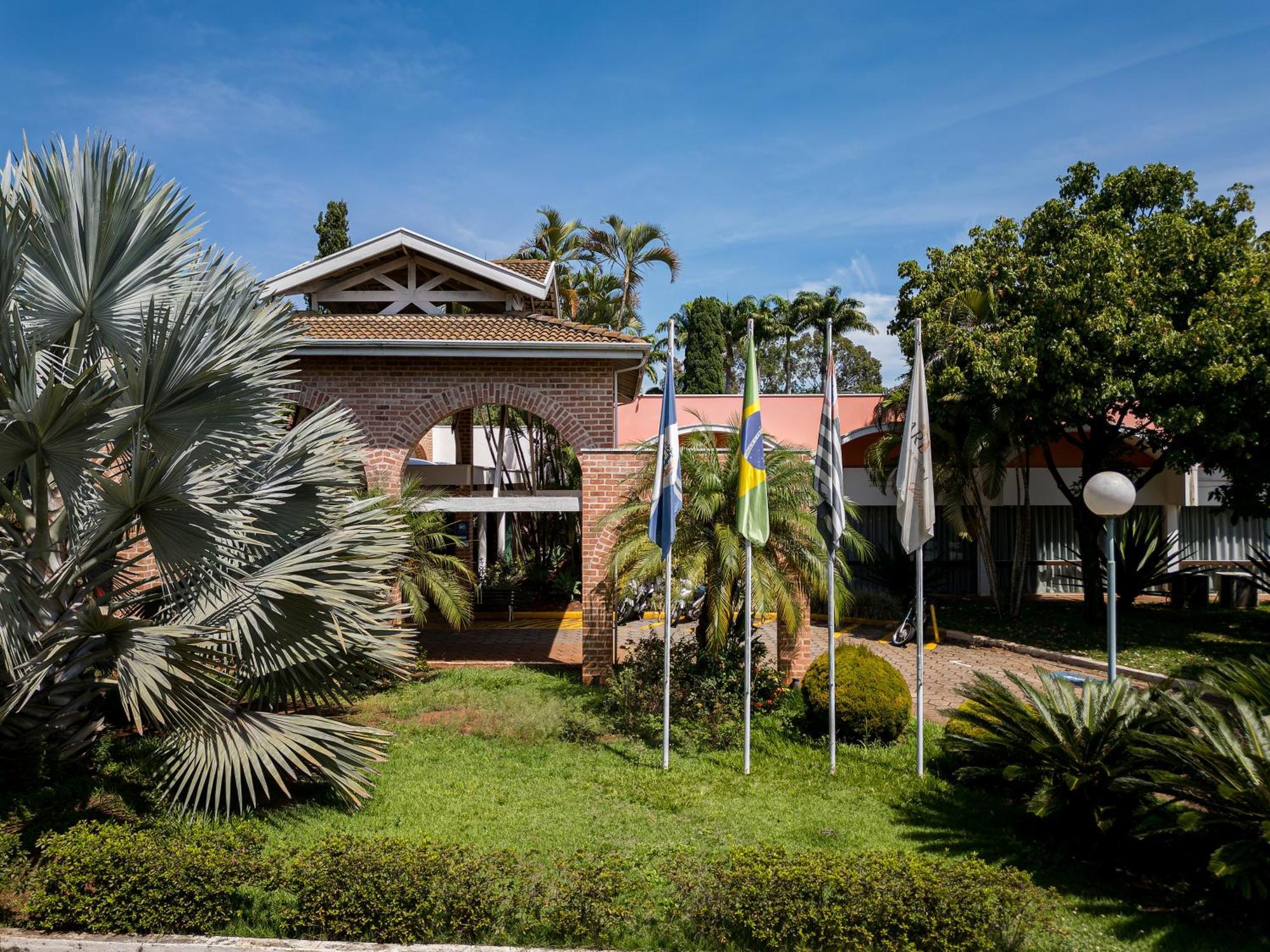 Carlton Suites Limeira Exterior photo