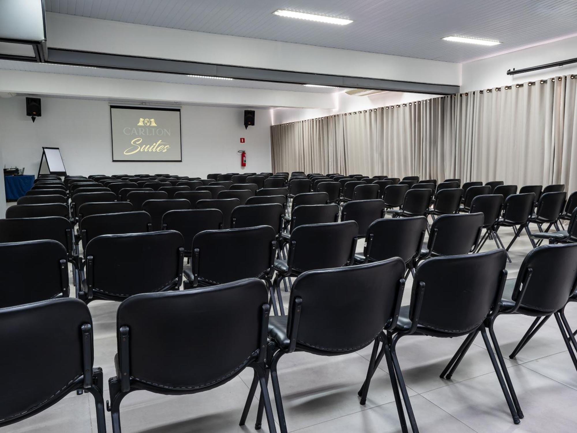 Carlton Suites Limeira Exterior photo